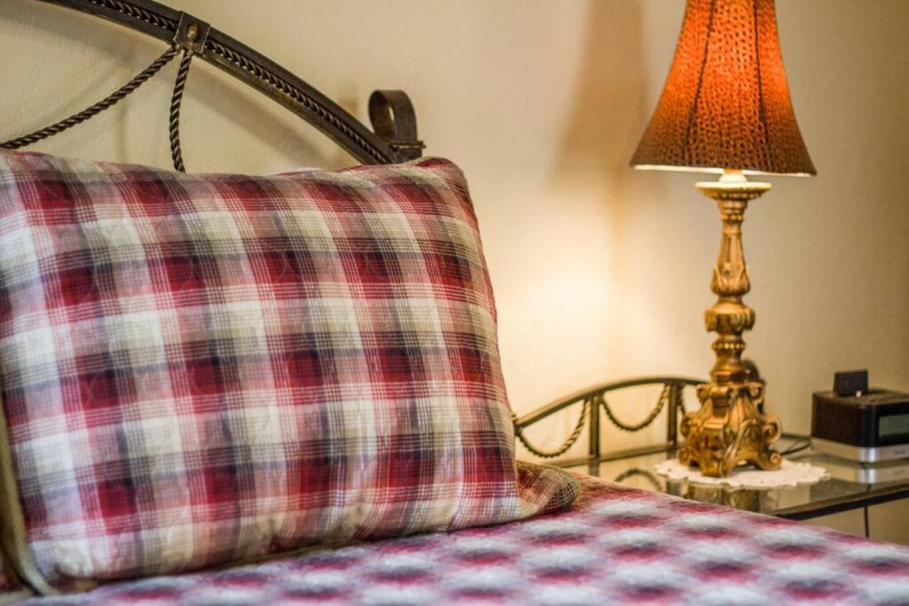 Prospect Cabin, Cozy 1-bedroom With Kitchen Dogs Ok * Estes Park
